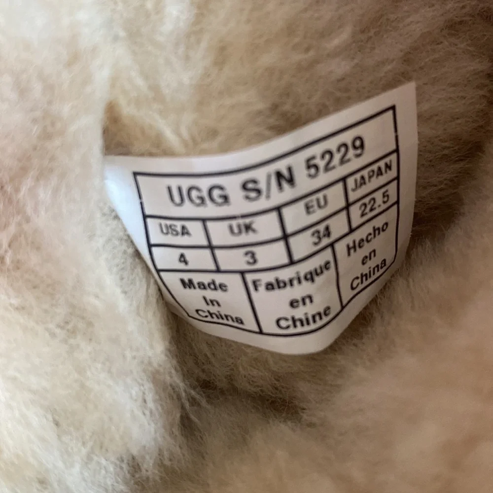 UGG Classic Tall Shearling Boots Chestnut Leather Suede Tall‎ Girls Boots Size 4